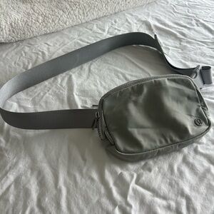 lululemon beltbag
